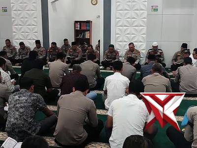 YASINAN DAN DOA BERSAMA DI MASJID POLRES MUSI RAWAS - PoliceTube