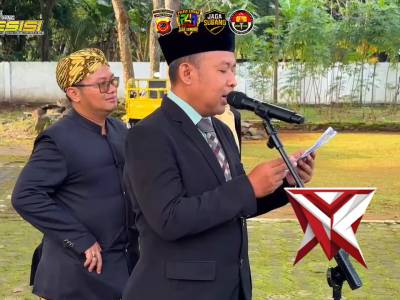 Kegiatan ziarah taman makam pahlawan