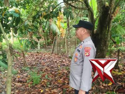 Anggota binmas Polsek Jejawi melakukan giat mitigasi karhutla - PoliceTube