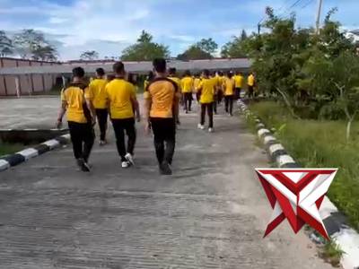 BAGLOGISTIK MENGIKUTI KEGIATAN OLAHRAGA BERSAMA MENGELILINGI MAKO POLRES OKU SELATAN .