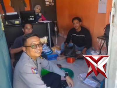Dukung Ketahanan Pangan, Bhabinkamtibmas Polsek STL ulu Dampingi Petani Jagung ke Bulog