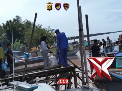 Personil satpolairud membantu? - PoliceTube