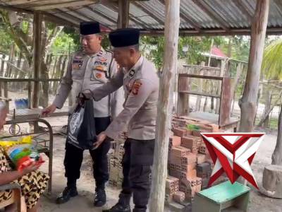 Berbagi Jumat Berkah - PoliceTube