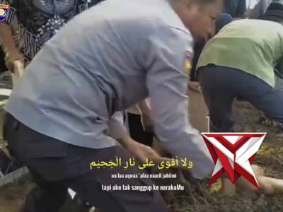 Saat duka menyapa Polri hadir memberi doa dan dukungan??