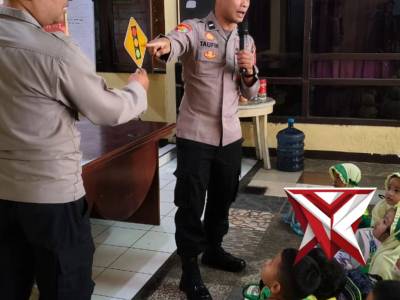 Polisi sahabat anak