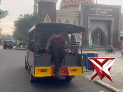 PATROLI SAT SAMAPTA SISIR AREA PERKOTAAN - PoliceTube