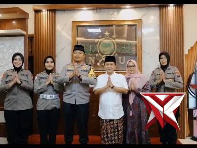 Hangatnya Idul Fitri, Kapolres Kediri Bersilaturahmi ke Sejumlah Ulama