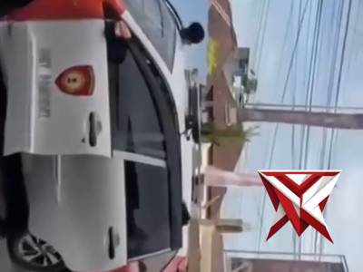 Patroli Siang Sat Samapta Polres Muara Enim di wilayah hukum.