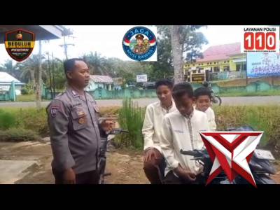 Personil Polsek STL Ulu Terawas
Berikan himbauan kepada para pelajar di kec. Sumber harta kab. Musi