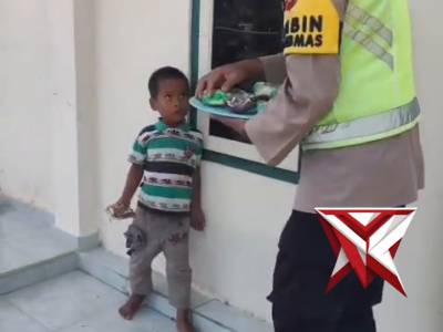 Pastikan Ibadah Khidmat, Polsek STL ulu Amankan Paskah di gereja GKII desa Sukaraya - PoliceTube