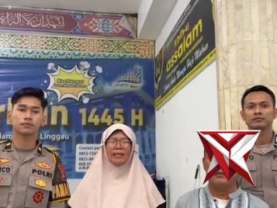 POLRES LUBUK LINGGAU KEMBALIKAN IBU DARNI KE PELUKAN KELUARGA LUBUK LINGGAU - Kisah penuh haru terc - PoliceTube