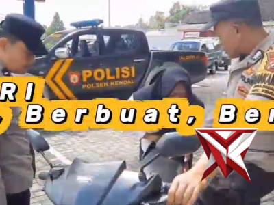Bhabinkamtibmas Desa Dadapan respons cepat membantu pengendara motor yang mogok - PoliceTube