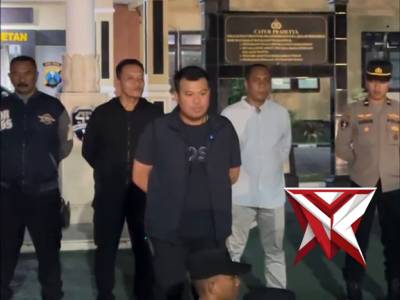 ? Semangat Malam, Kebersamaan Terjalin Pendampingan olahraga malam dan makan malam siswa Latja SPN - PoliceTube
