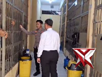 Kasat tahti cek dan kontrol tahanan
