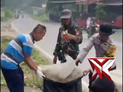polsek lawang kidul dan warga bersatu demi lingkungan lebih baik - PoliceTube