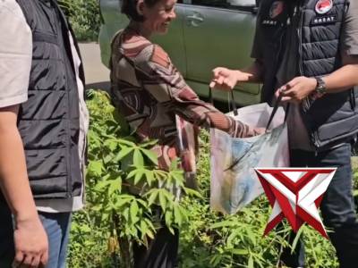 polres musi rawas memberikan bansos kepada masyarakat