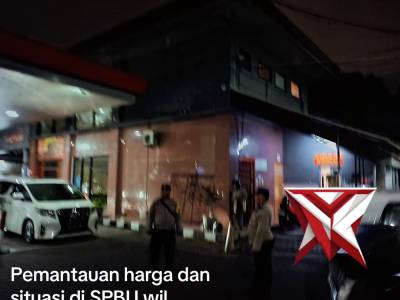 Polsek Gayungan Laksanakan Pemantauan harga BBM - PoliceTube