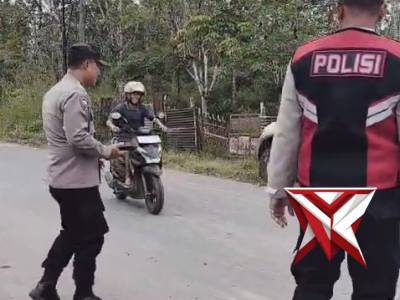 16.perbsikan jembatan merah putih