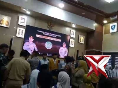 desa sadar digital - PoliceTube