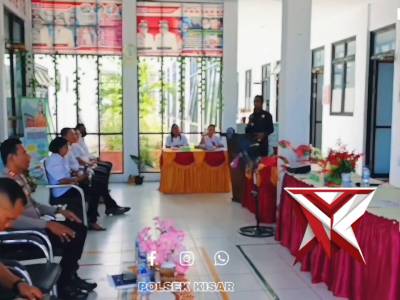 pemusnahan obat obatan kadaluwarsa oleh kapolsek kisar dan forkopimcam kisar