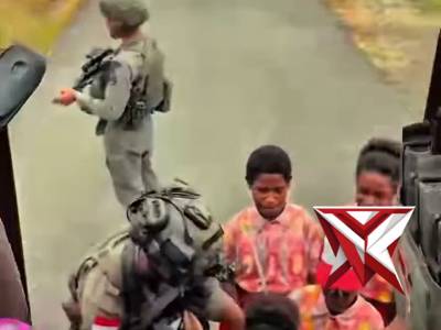 KEPEDULIAN YANG TULUS - PoliceTube