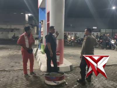 POLSEK BALONGPANGGANG: PATROLI SPBU