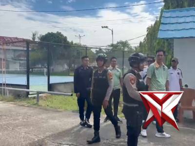 NYAGO OKI AMAN - PoliceTube