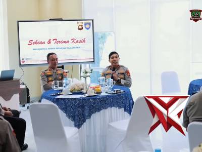Kapolda Sumsel menggelar coffee morning bersama seluruh Pejabat Utama (PJU) di Mapolda Sumsel