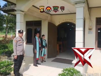 ANGGOTA PENGAMAN DI GEREJA SM12