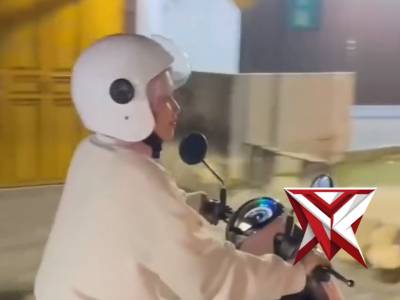 PERSONIL POLRI KAWAL MASYARAKAT DI DAERAH YANG GELAP DAN RAWAN KEJAHATAN