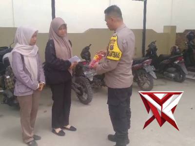 Sosialisasi Call Centre Polri 110 Polres Asahan 
. 
polresasahan callcenter110 110polresasahan