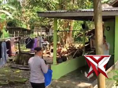 5/ Polri untuk masyarakat
hadir, berbuat, bermanfaat