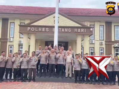 BANGGA! Polda Jambi Juara 1 Nasional, AKBP Mustofa Kholil Bakar Semangat Bhabinkamtibmas! - PoliceTube