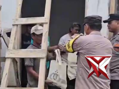 Polri dan masyarakat bersinergi dalam kebaikan. ?