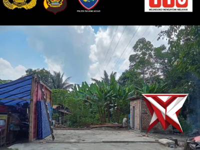 AS 14. Bhabinkamtibmas Dampingi Survey Bedah Rumah HUT Bhayangkara
