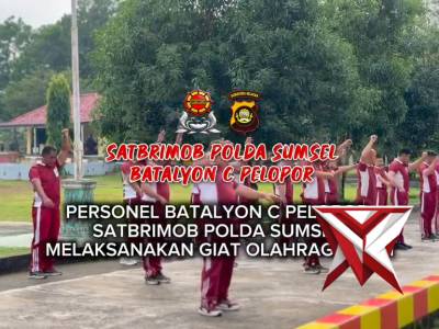 Personel Batalyon C Pelopor Satbrimob Polda Sumsel Melaksanakan Giat Olahraga Pagi