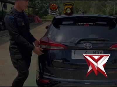 Giat Jum'at Berkah Personil Kompi 2 Batalyon D Pelopor