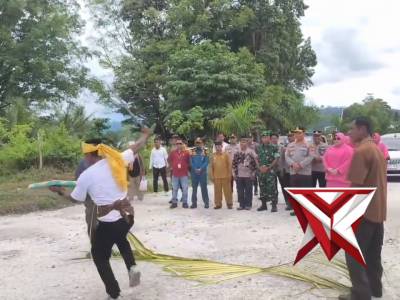 Kunjungan Peresmian Siskamling POLSEK MANGOLI BARAT