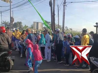 Polsek Lawang Laksanakan Pengamanan Kegiatan  Gerak jalan Aisyiyah di puslatker Bedali