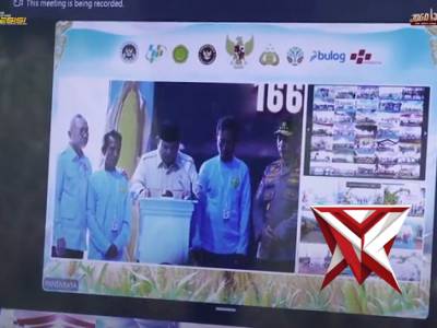 Wujud Nyata Ketahanan Nasional, Polresta Banyuwangi Kawal Panen Raya Jagung Serentak Bersama Preside - PoliceTube
