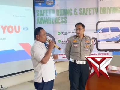Satlantas Polres Probolinggo melaksanakan edukasi Safety & Defensive Driving bersama PT YTL Paiton