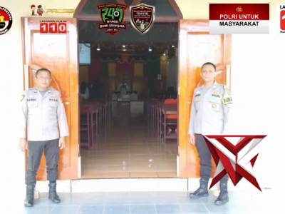 Polsek gunung megang pengamanan di gereja HKBP Desa Panang jaya - PoliceTube
