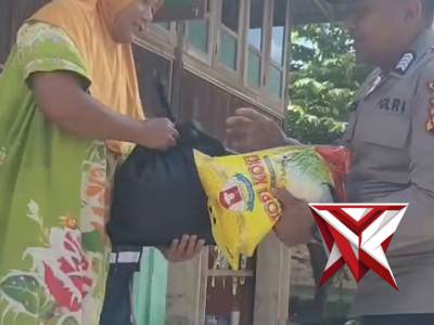 Polisi selalu ada untuk saling memberi dan berbagi kepada masyarakat