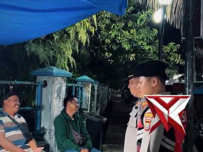Personel Polres Tapanuli Tengah melaksanakan Patroli Blue Light/KRYD