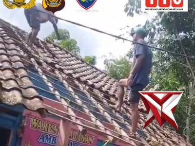 DA 4. Bhabinkamtibmas Dampingi Survey Bedah Rumah HUT Bhayangkara - PoliceTube