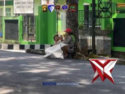 Polisi selalu ada untuk saling memberi dan berbagi kepada masyarakat