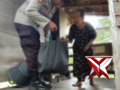 Jumat Berkah, Polri bersama masyarakat