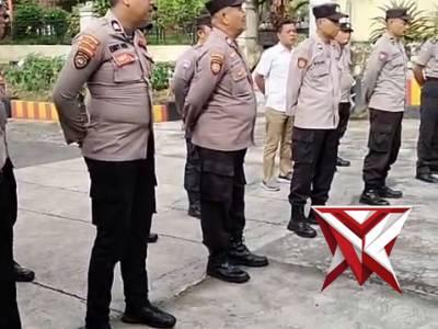 Kapolsek Plaosan AKP AGUS BUDI WITARNO, S.H. memberikan arahan kepada seluruh anggota