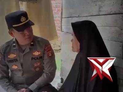 Bantuan pangan kepada warga