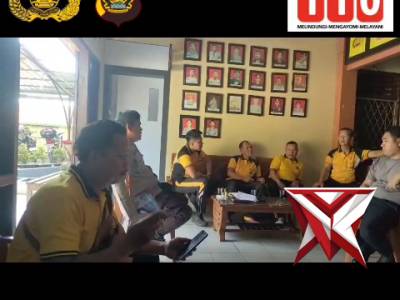 BP 14. Bincang santai Kapolsek Tanjung Agung bersama para PS. Kanit?